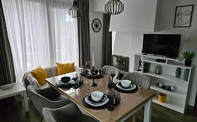 Sunny Apartment, Top Center, Free Parking, Near Aubg